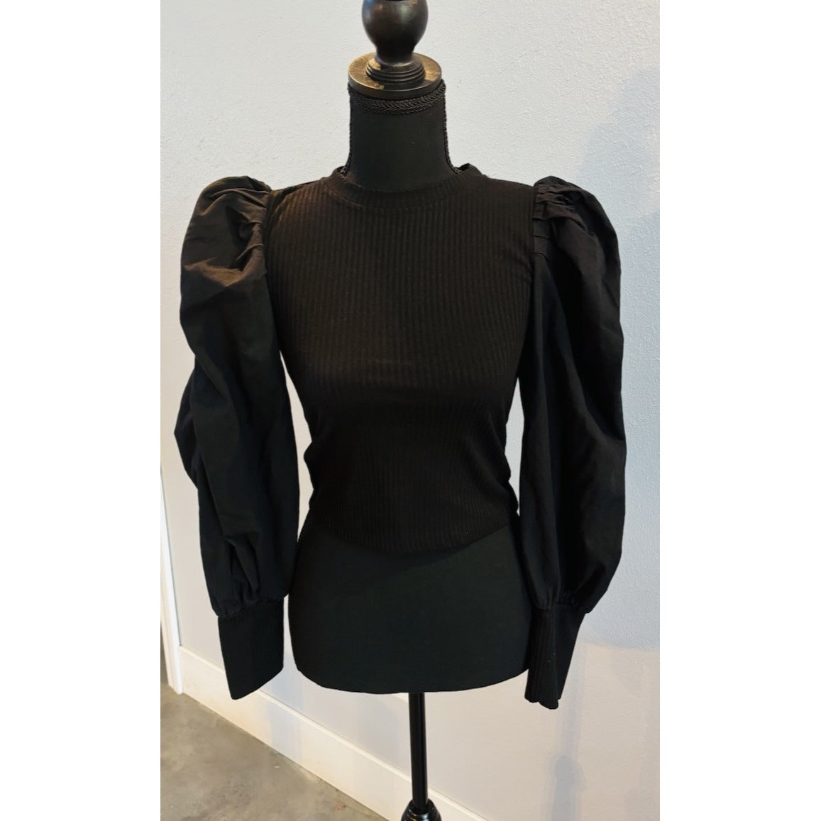 The Pants Store Dramatic Bubble Sleeve And Knit Blouse Black Size Small