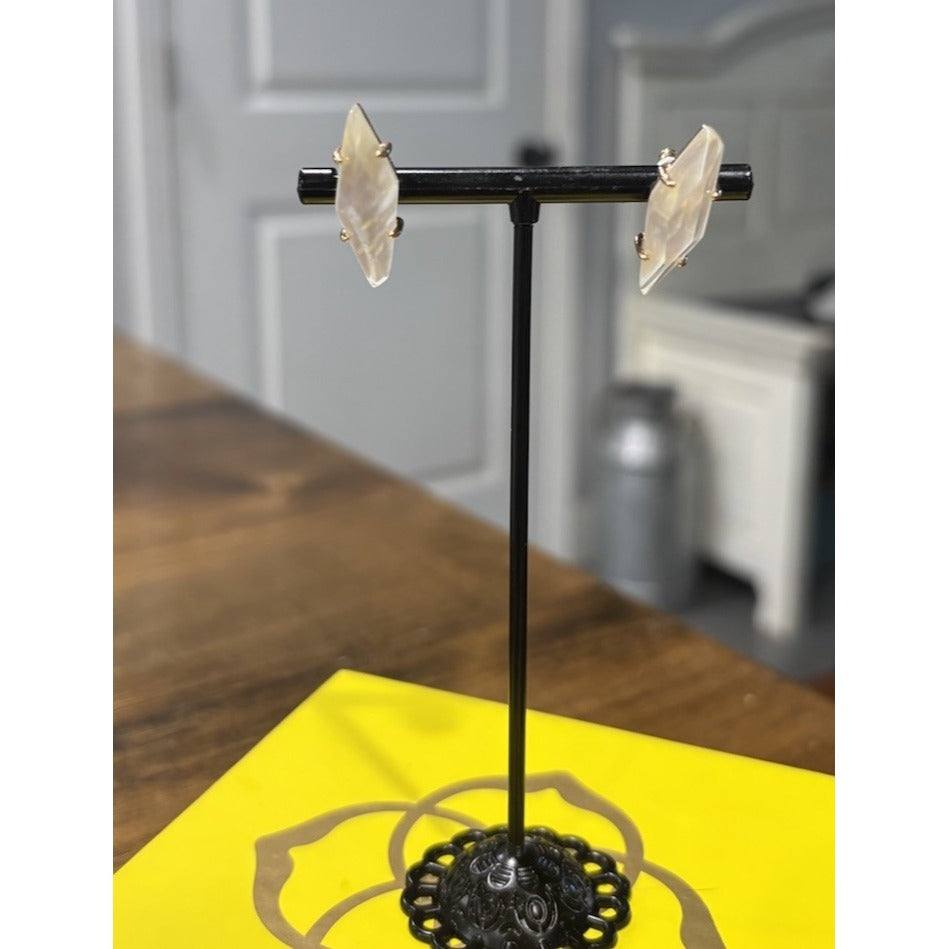 Kendra Scott Belinda Rose Gold Stud Earrings In White Agate