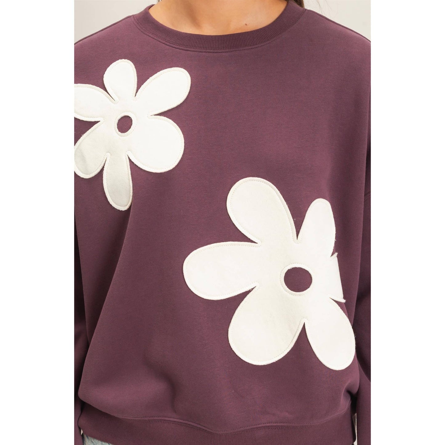 Double Zero Floral Applique Crew Neck Sweatshirt