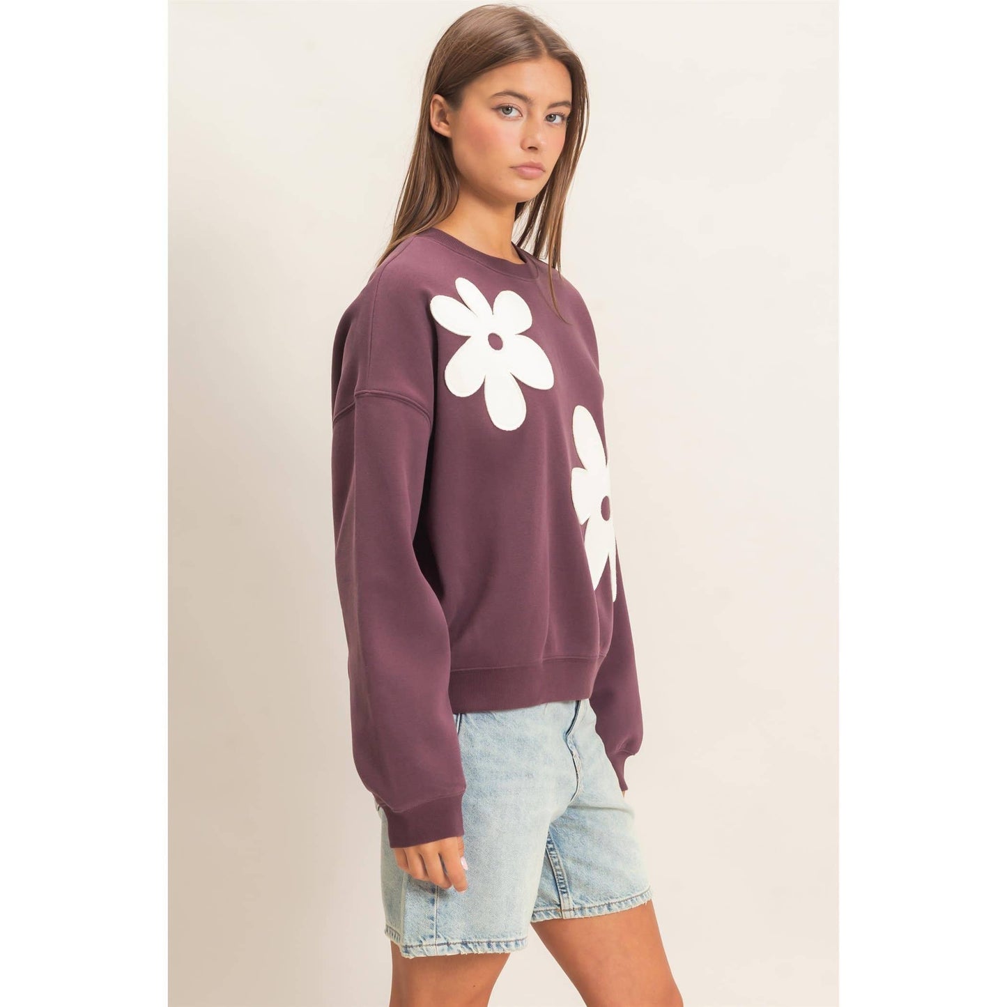 Double Zero Floral Applique Crew Neck Sweatshirt