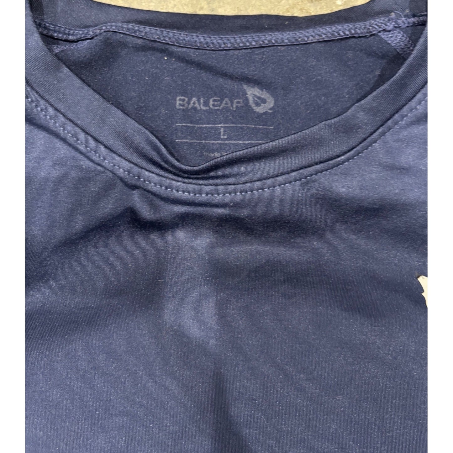 Baleaf Boys Dark Blue Long-Sleeve Athletic Shirt L