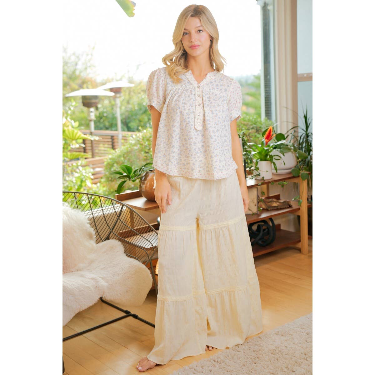 BiBI FLORAL CRINKLE NECKDROP SHORT SLEEVE BLOUSE TOP