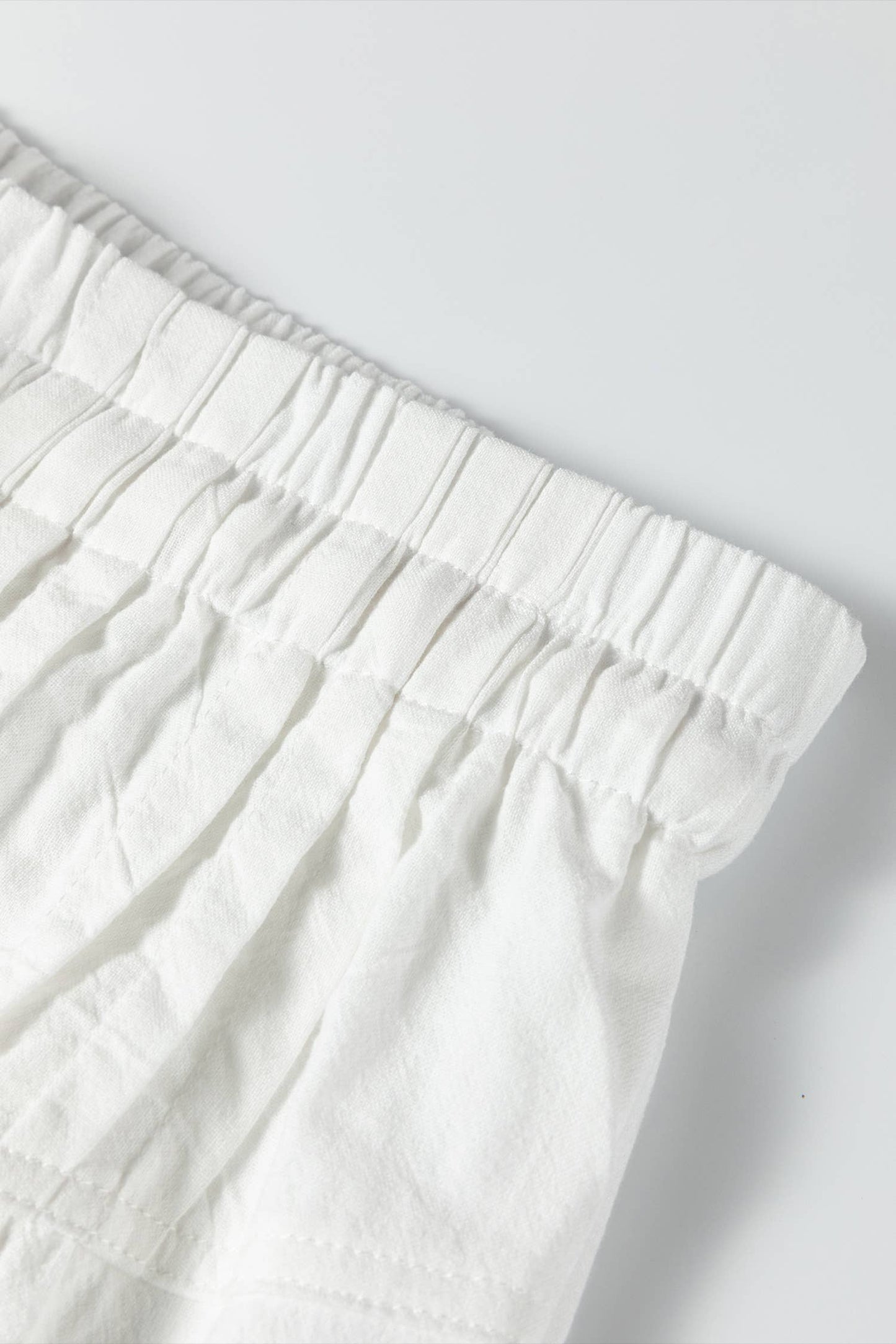 Elastic Waist Button Pleated Detail Wide Leg Pants (S-XL)