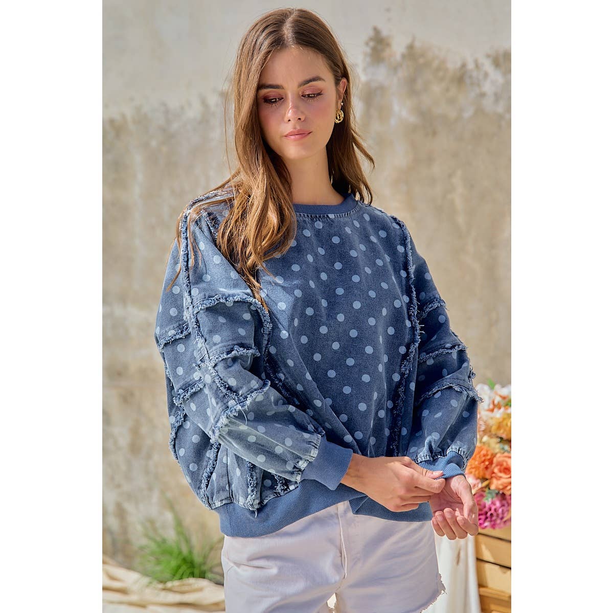 POLKA DOT PRINTED WASHED DENIM FRAYED EDGE DETAIL TOP