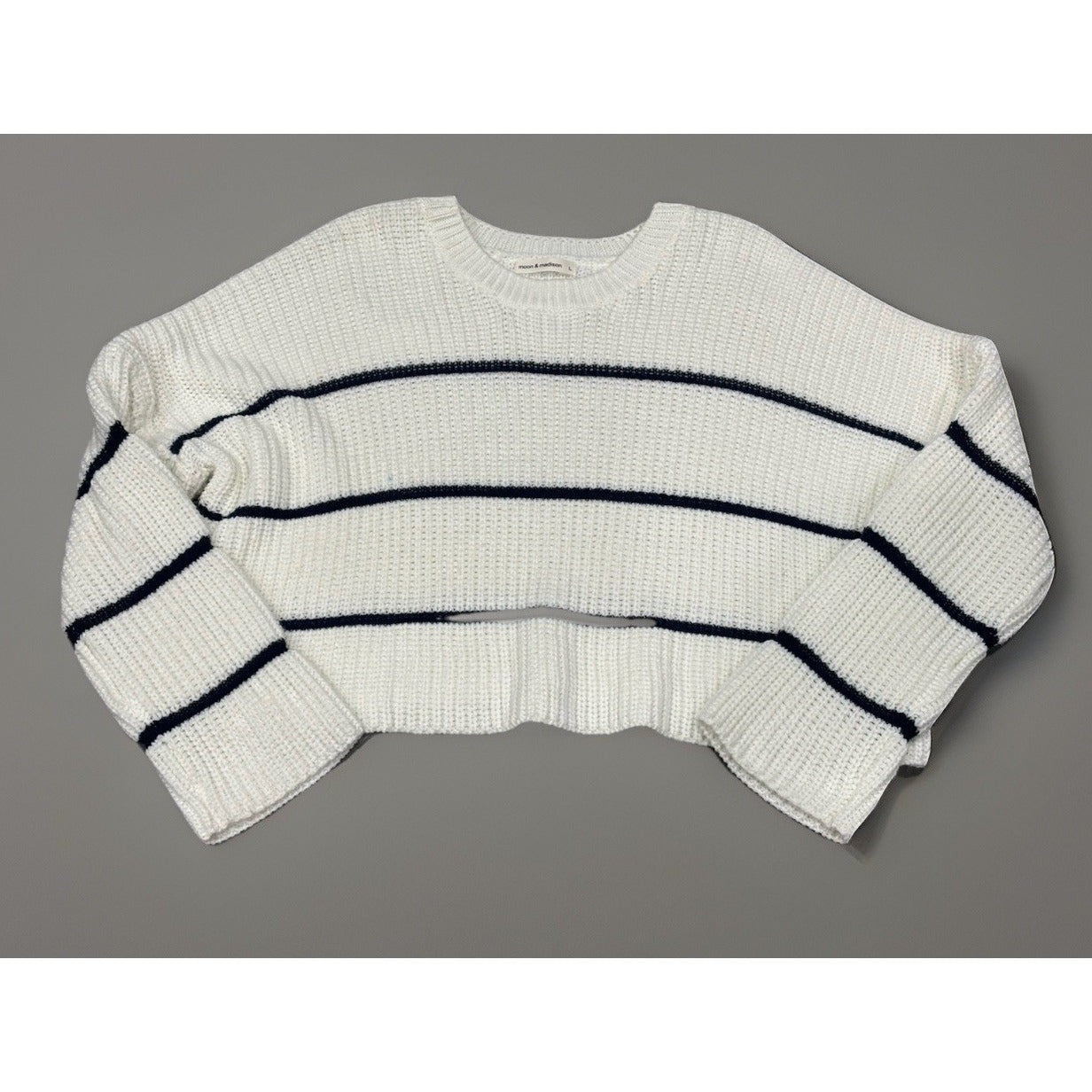 Moon & Madison Knit Cropped Sweater Women's Large Dark Blue Stripes