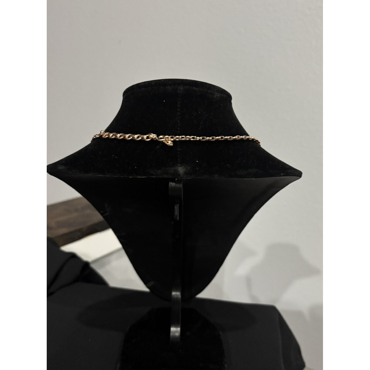 Vera Bradley Rose Gold Pink And Grey Stone Statement Necklace