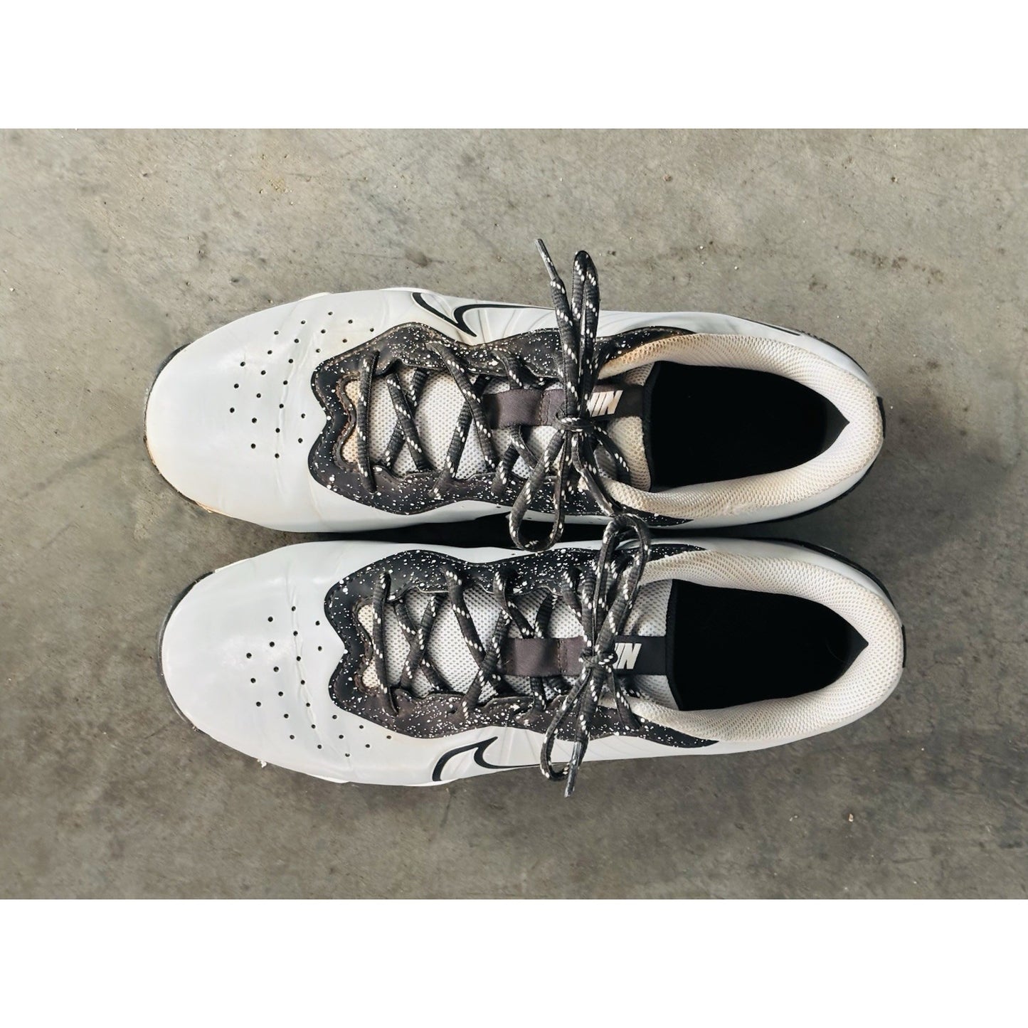 Nike Alpha Huarache 4 KYSTN Gray And Black Baseball Cleats Men's Sz 10.5