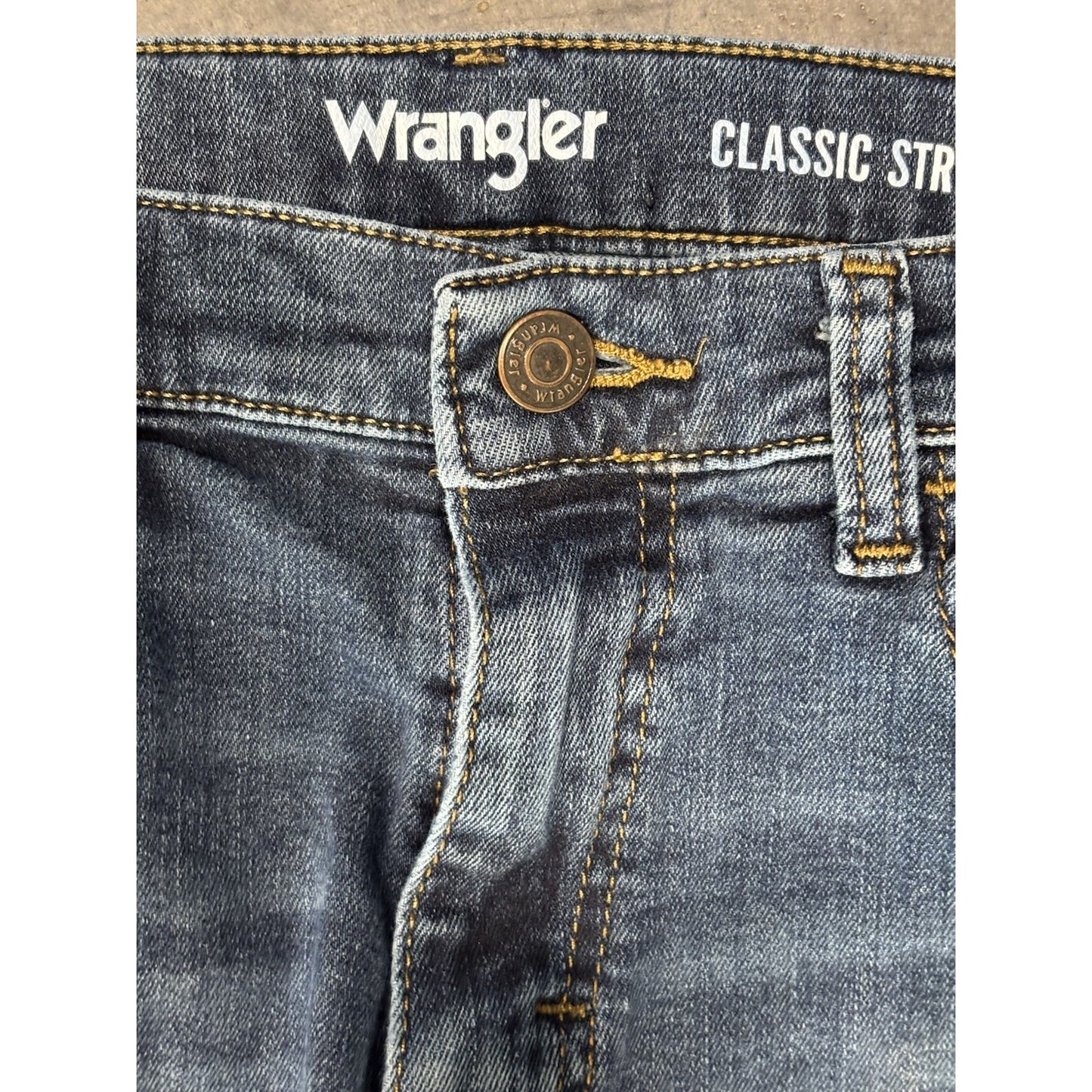 Wrangler Boys Straight Leg Denium Jeans Size 14