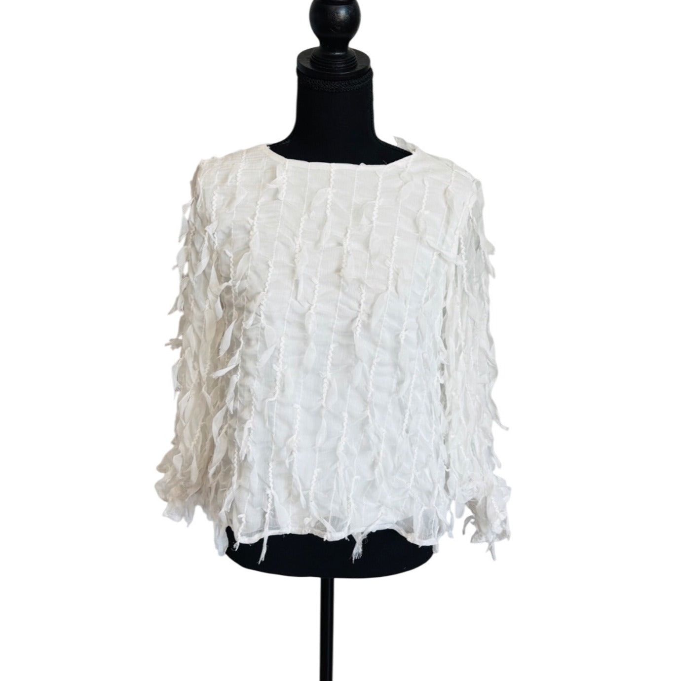 Impressions woman’s White Textured 3/4 Sleeve Blouse - M