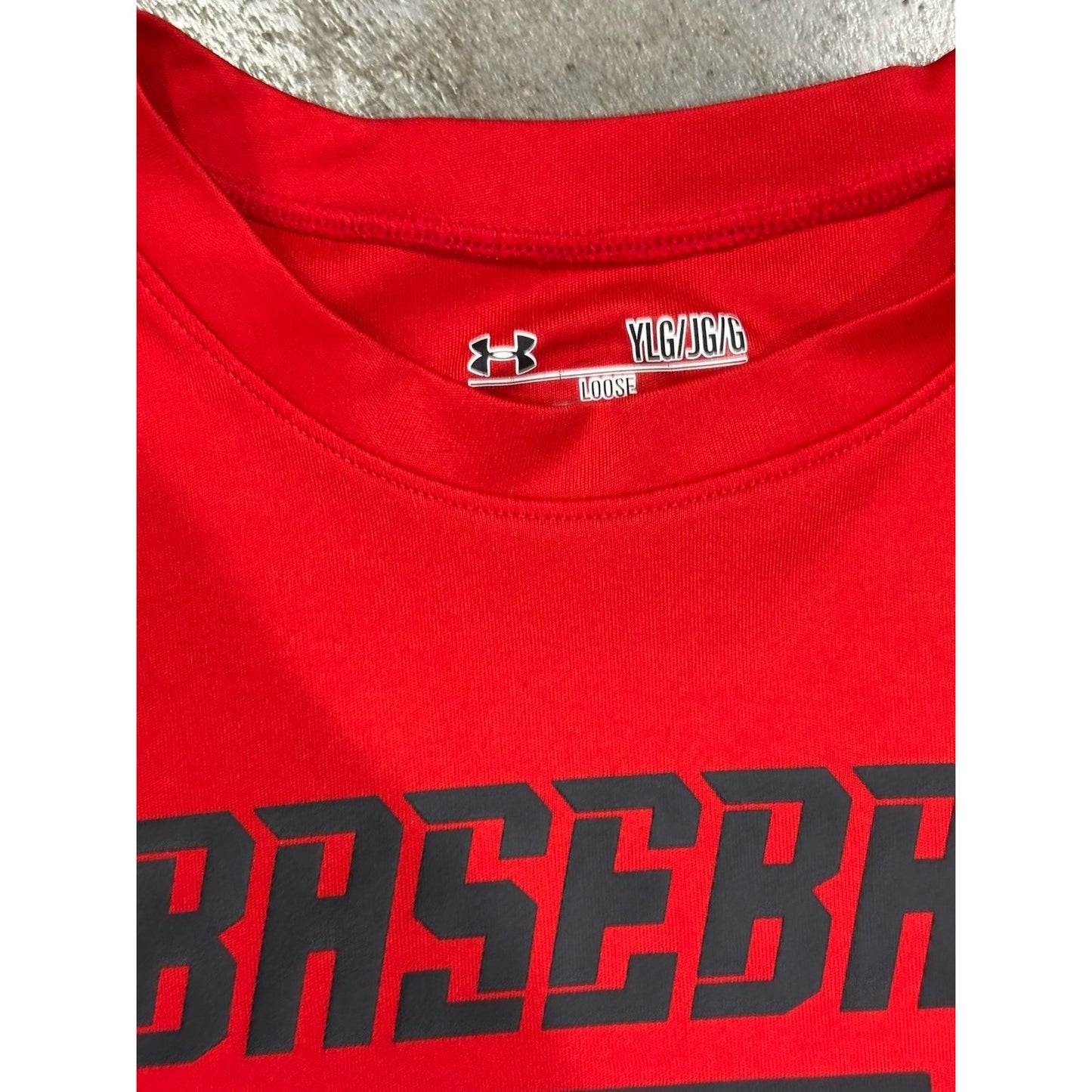 Under Armour Boys tshirt says Baseball Ylg Loose Heatgear Red 100% polyester