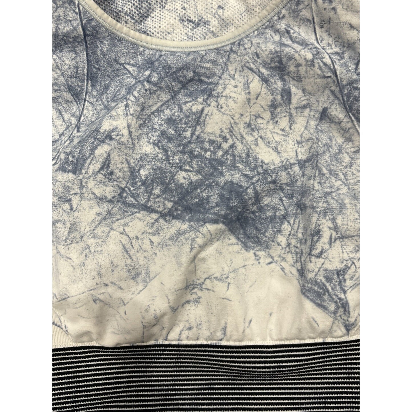 Lululemon Ebb to Train Bra Top White Luna Tie Dye Striped Blue Sports 6