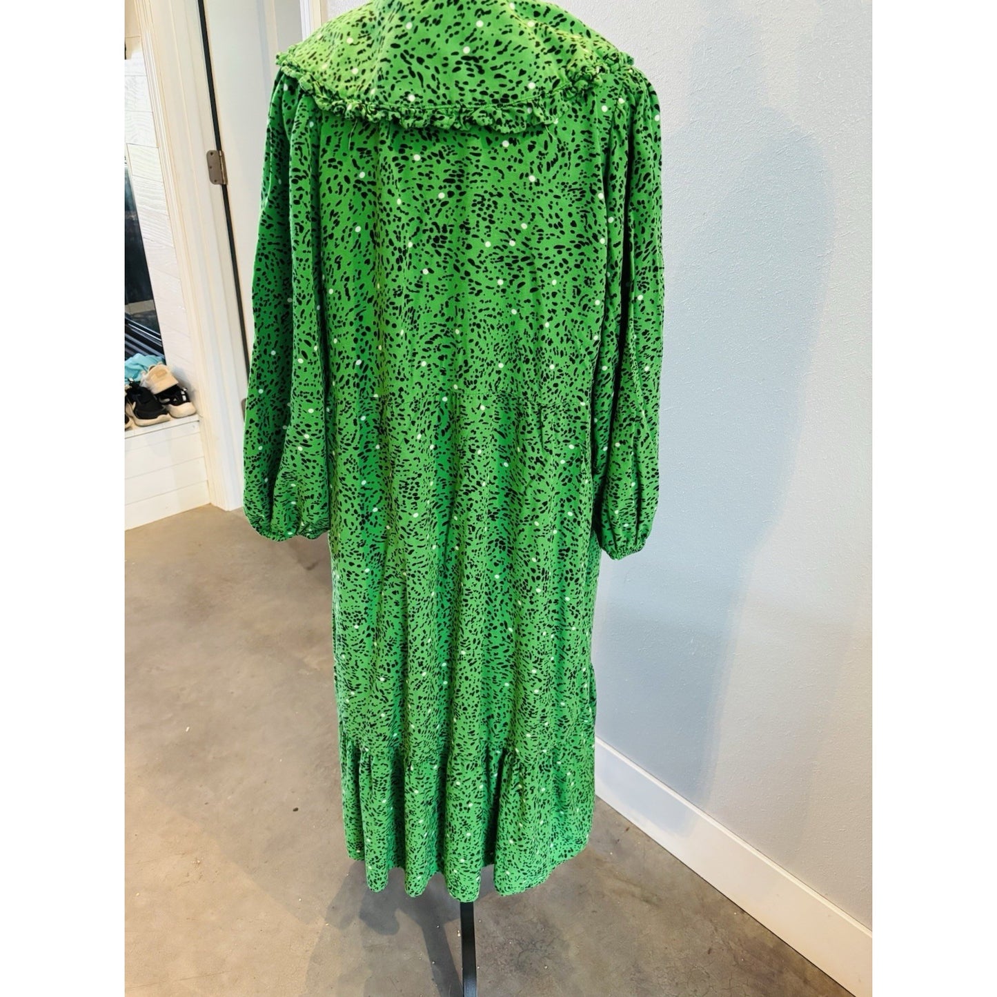 Who What Wear Long Sleeve Maxi Dress Size L Green Black Spots White Dots