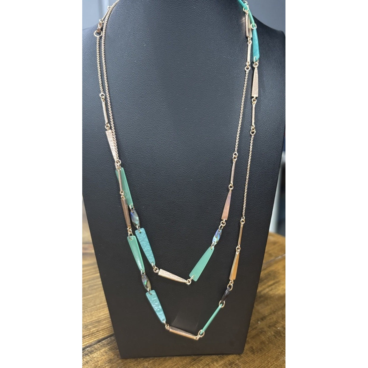 Kendra Scott Rose Gold Station Necklace In Mint Green Shell And Abalone